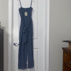 Altar’d State NWT Size L Sleeveless Denim Jump Suit